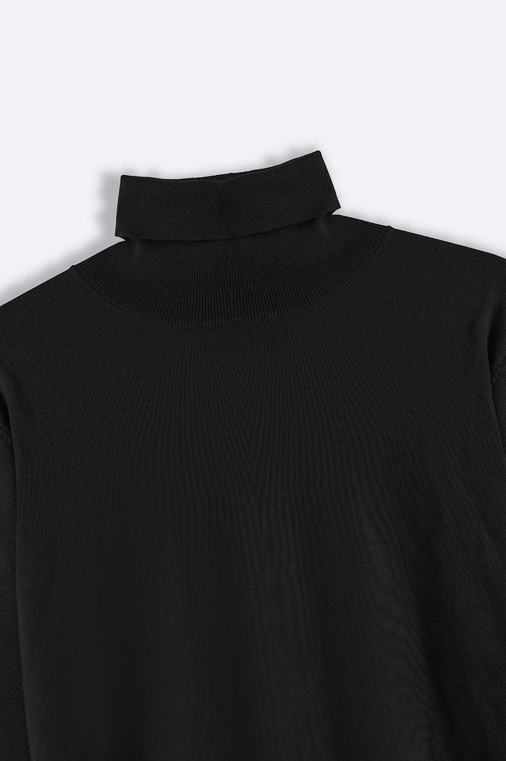 BLACK HIGH NECK SWEATER