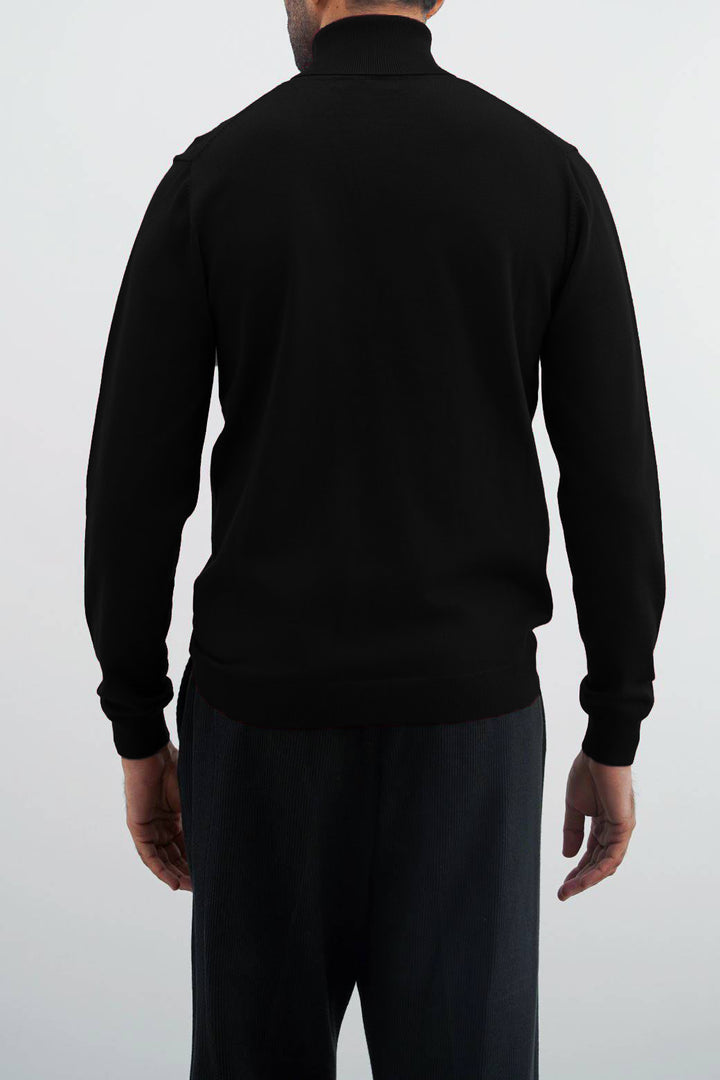 BLACK HIGH NECK SWEATER