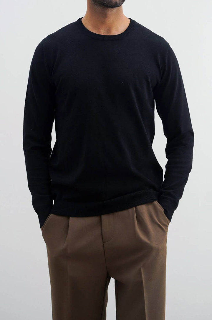 BLACK CREW NECK SWEATER