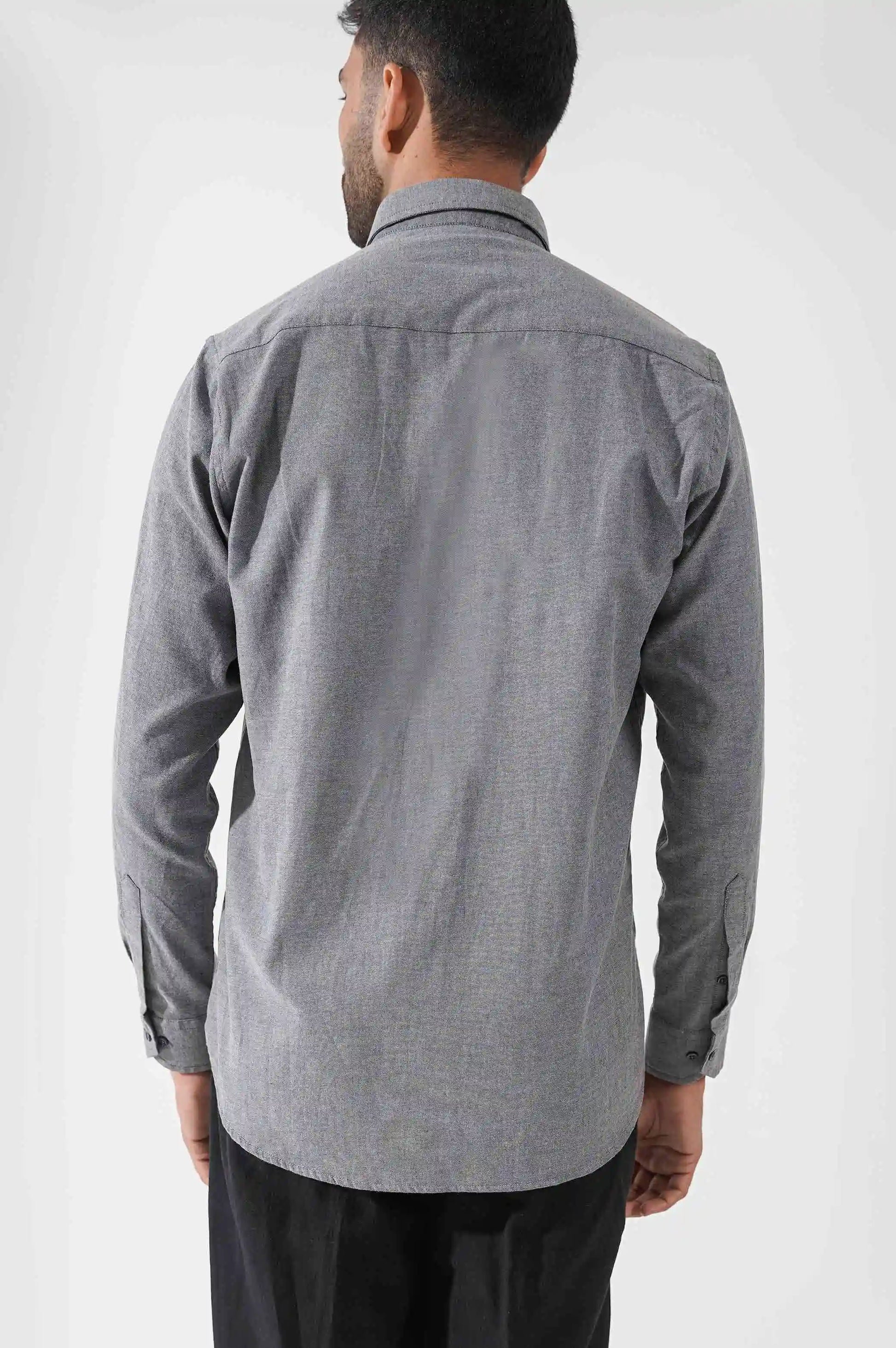 CHARCOAL EVERYDAY BUTTON COLLAR SHIRT