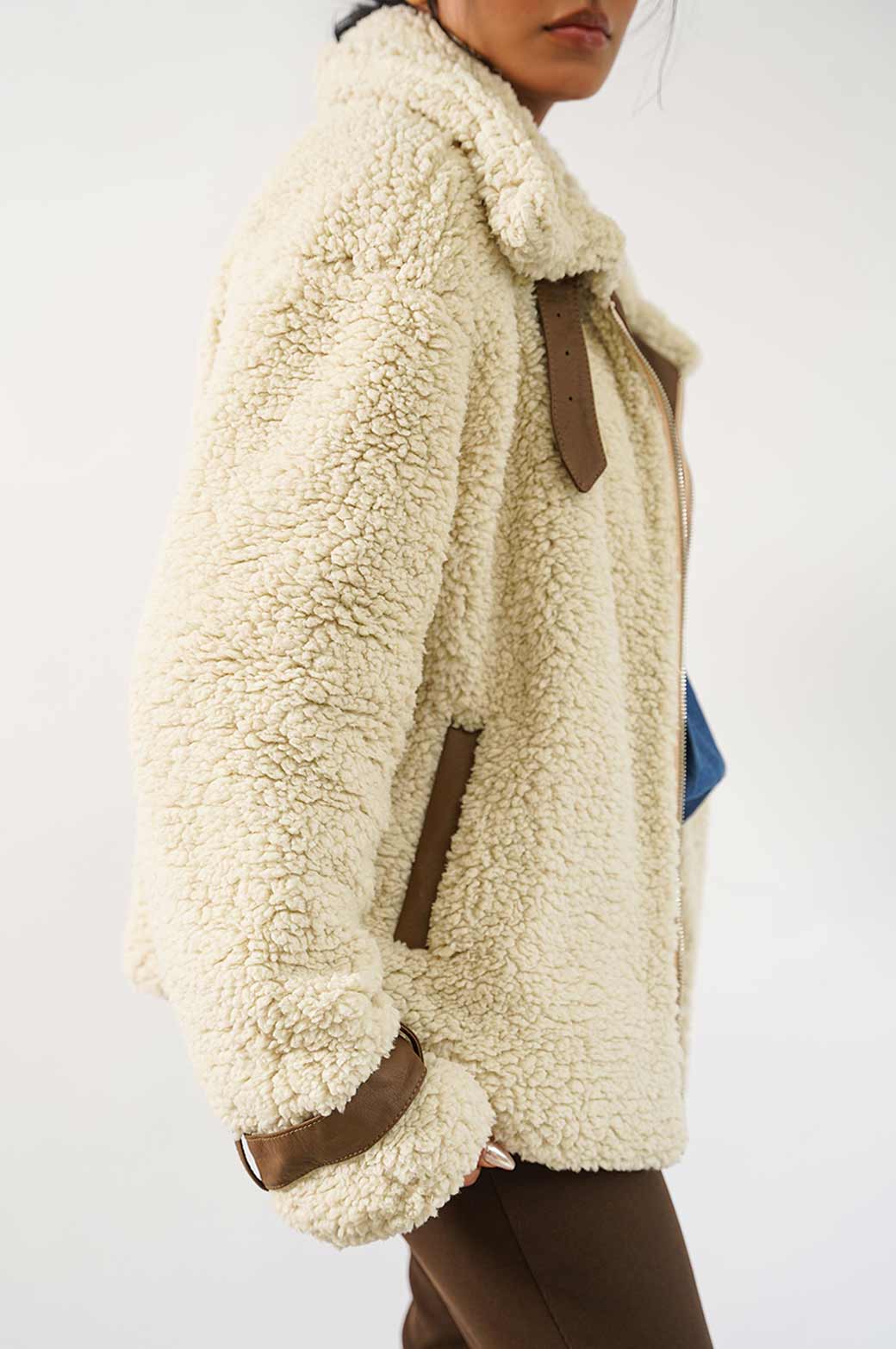 OFF WHITE SOFT SHEARLING JACKET