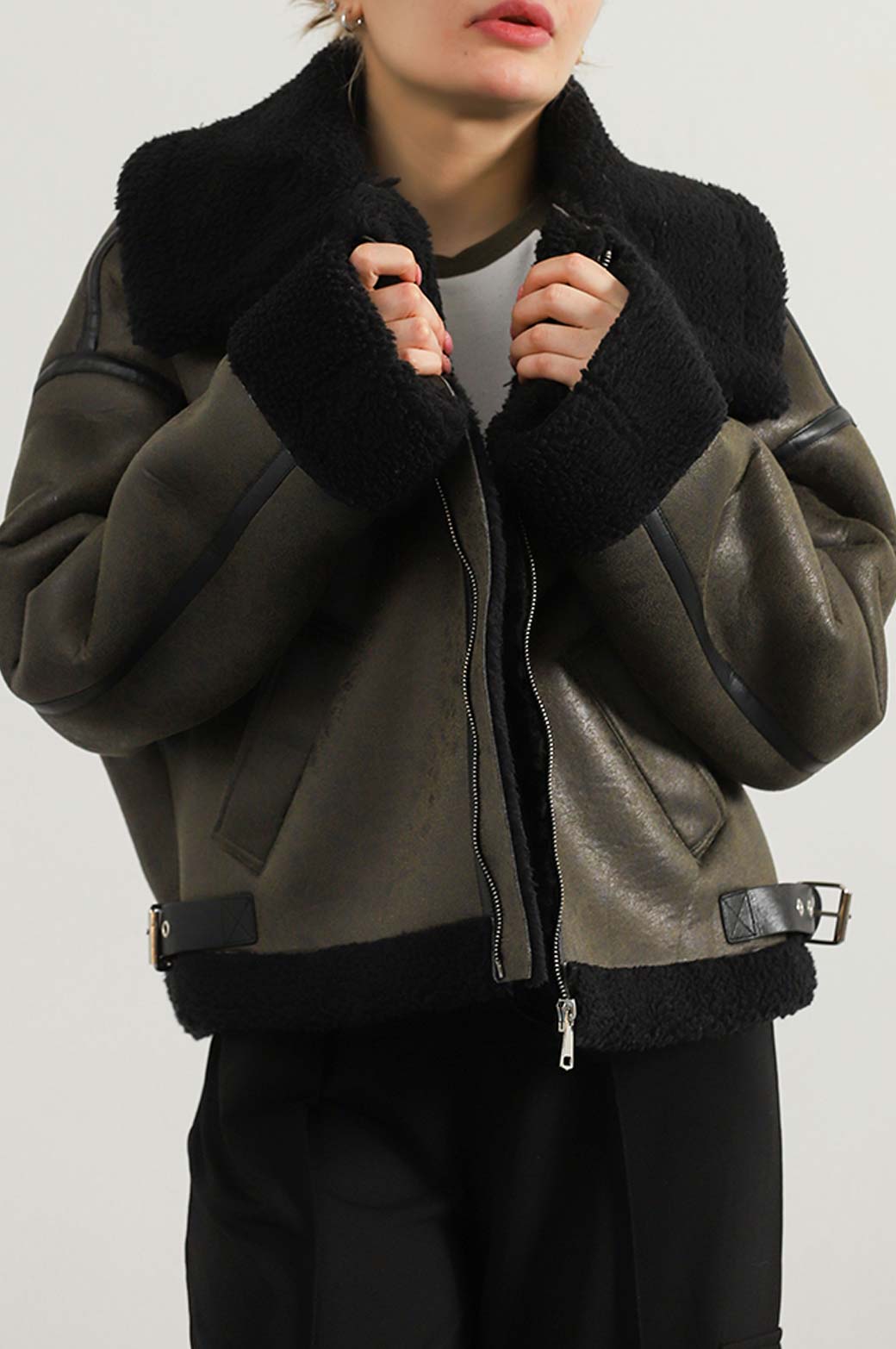 OLIVE ROXY SUEDE SHEARLING JACKET