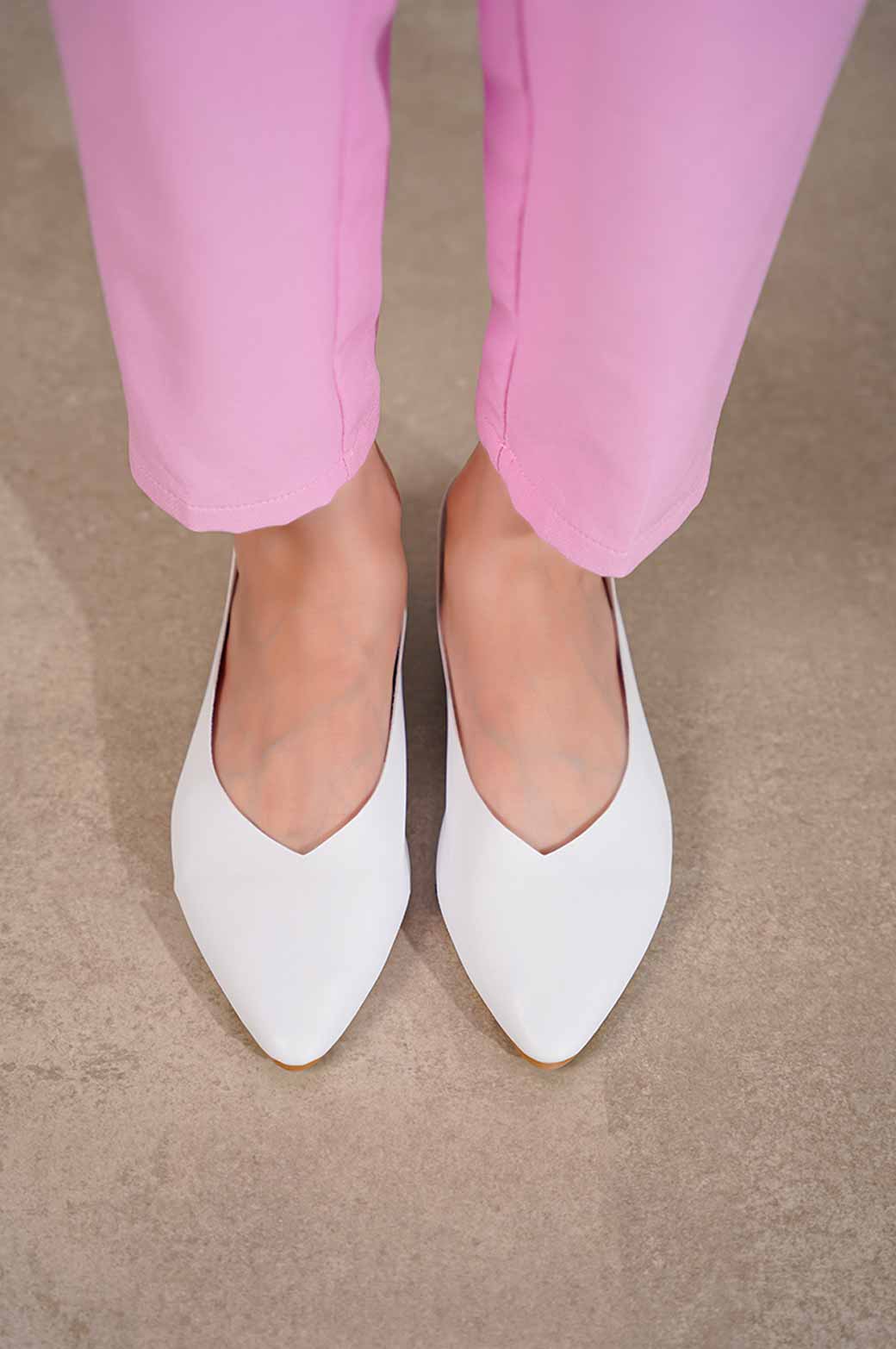 WHITE BASIC BALLERINA PUMPS
