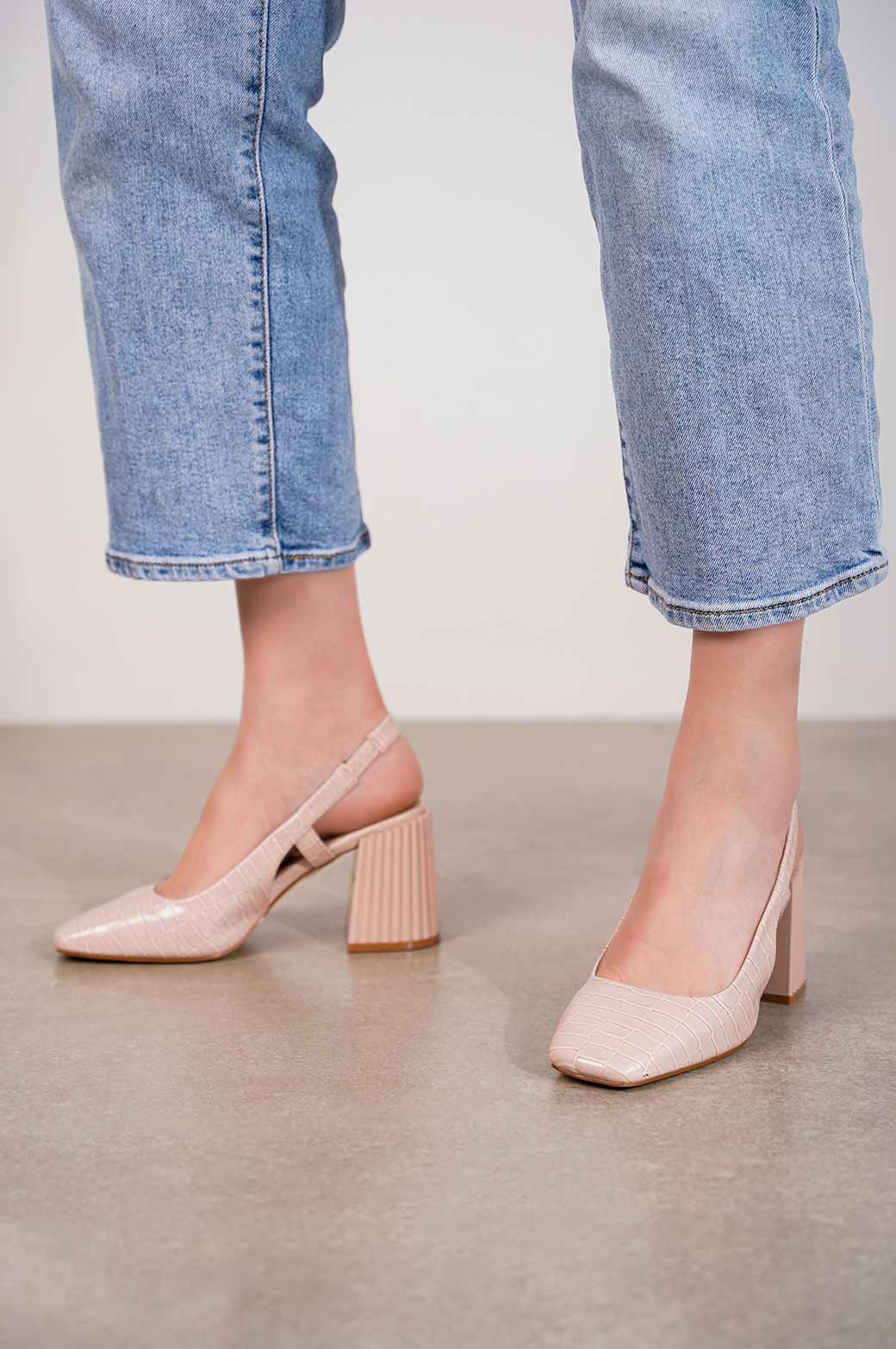 NUDE SLINGBACK HEELS