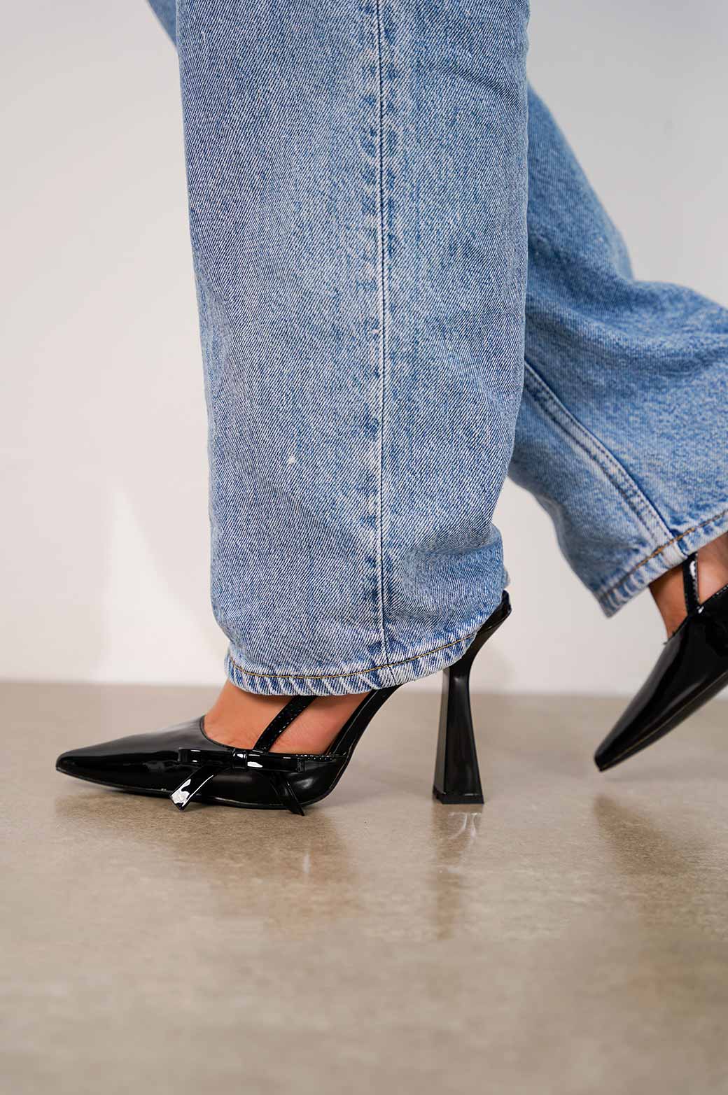 BLACK PATENT BOW SLINGBACK