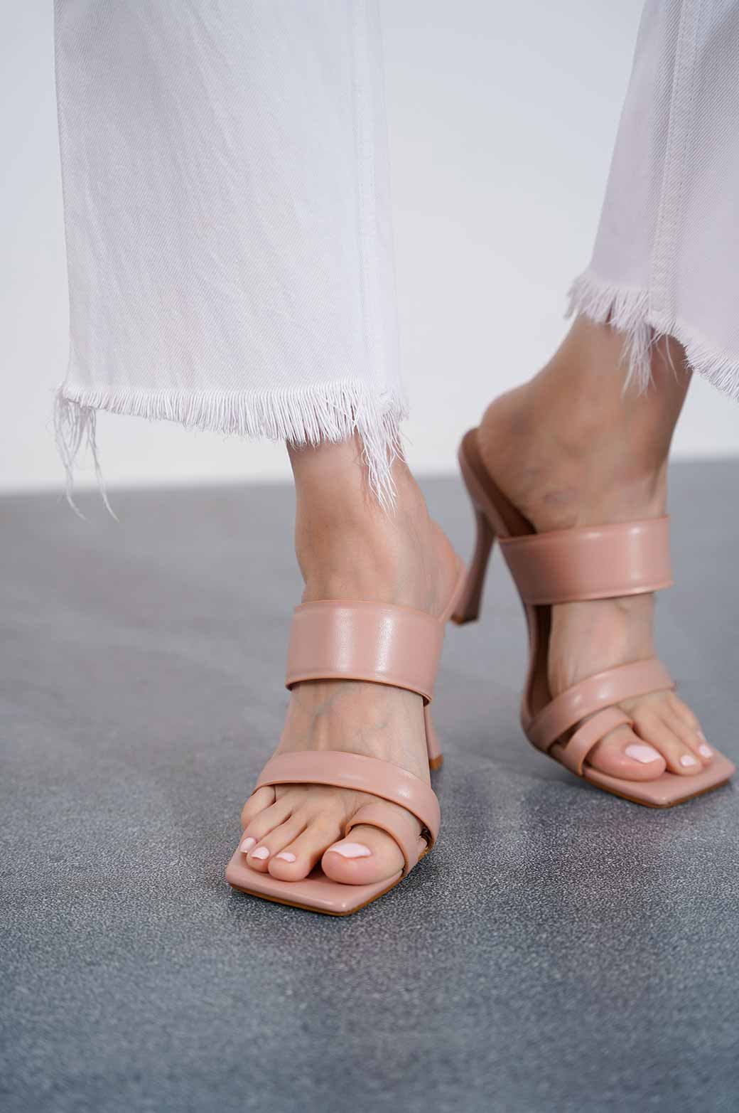 PINK TOE RING HIGH HEEL