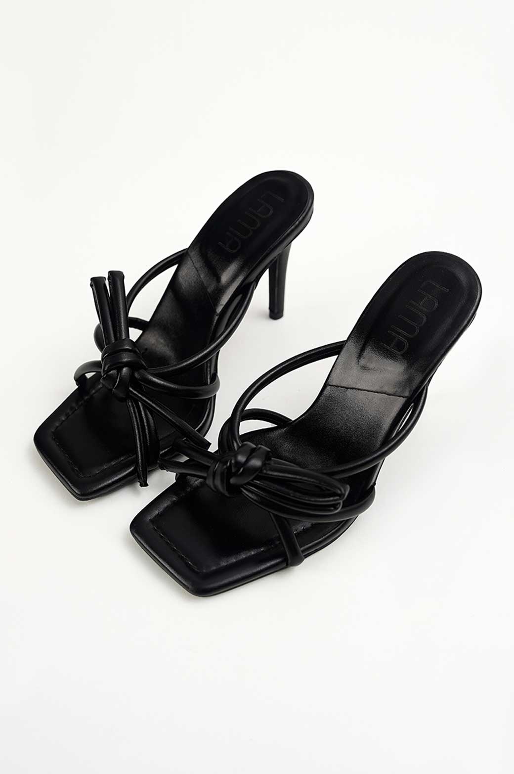 BLACK METALLIC BOW HEEL