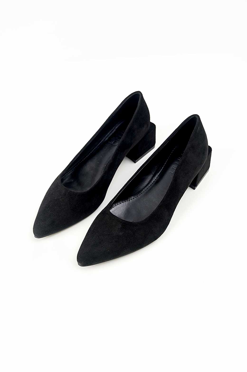 BLACK POINTED MIDI HEEL