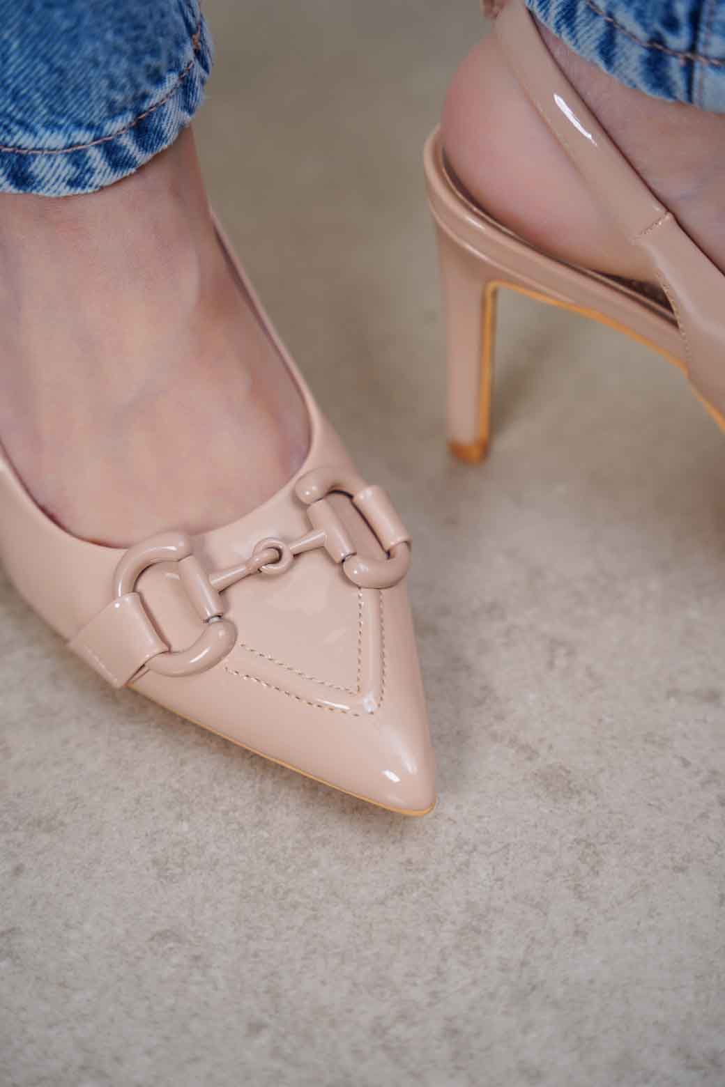 NUDE POINTED SLINGBACK