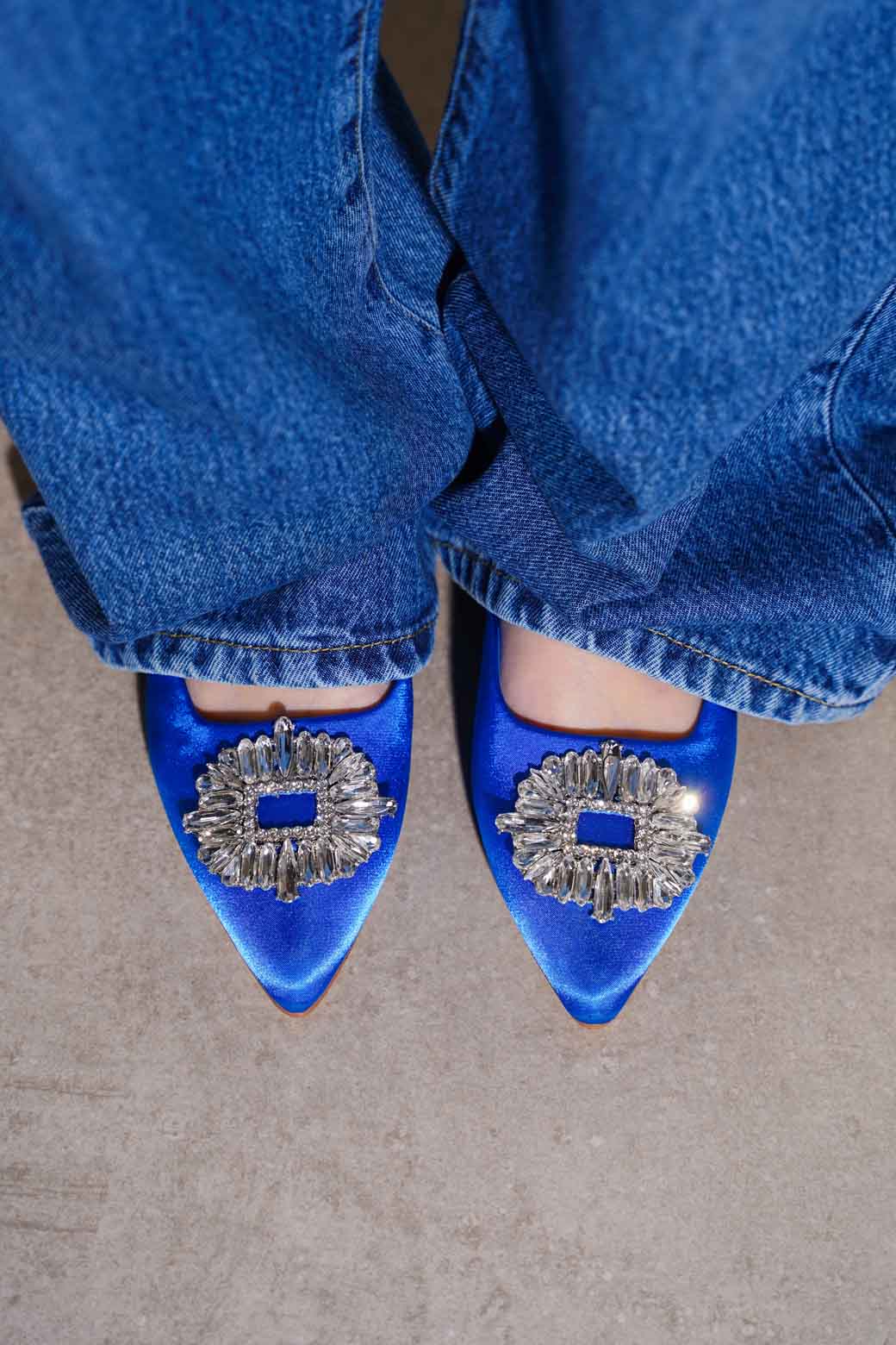 BLUE EMBELLISHED PUMPS