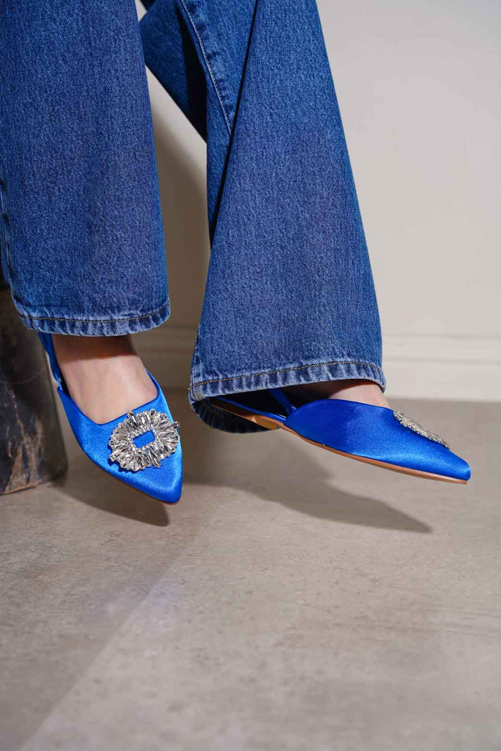 BLUE EMBELLISHED PUMPS