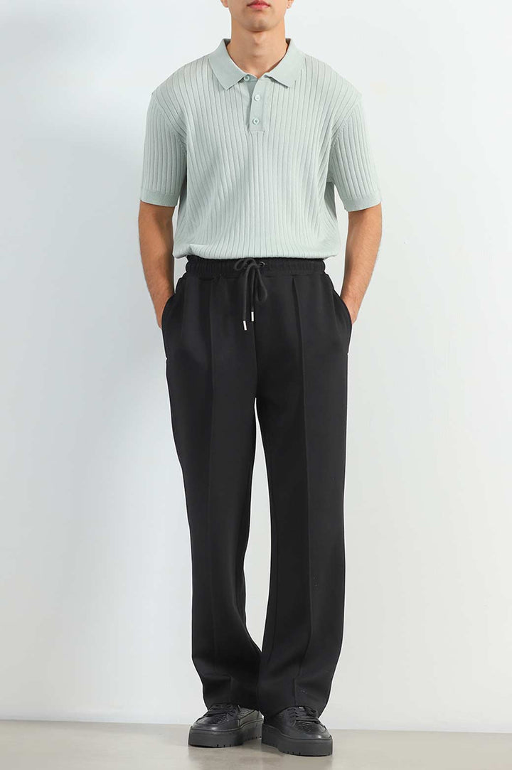 BLACK STRAIGHT KNITTED PANTS