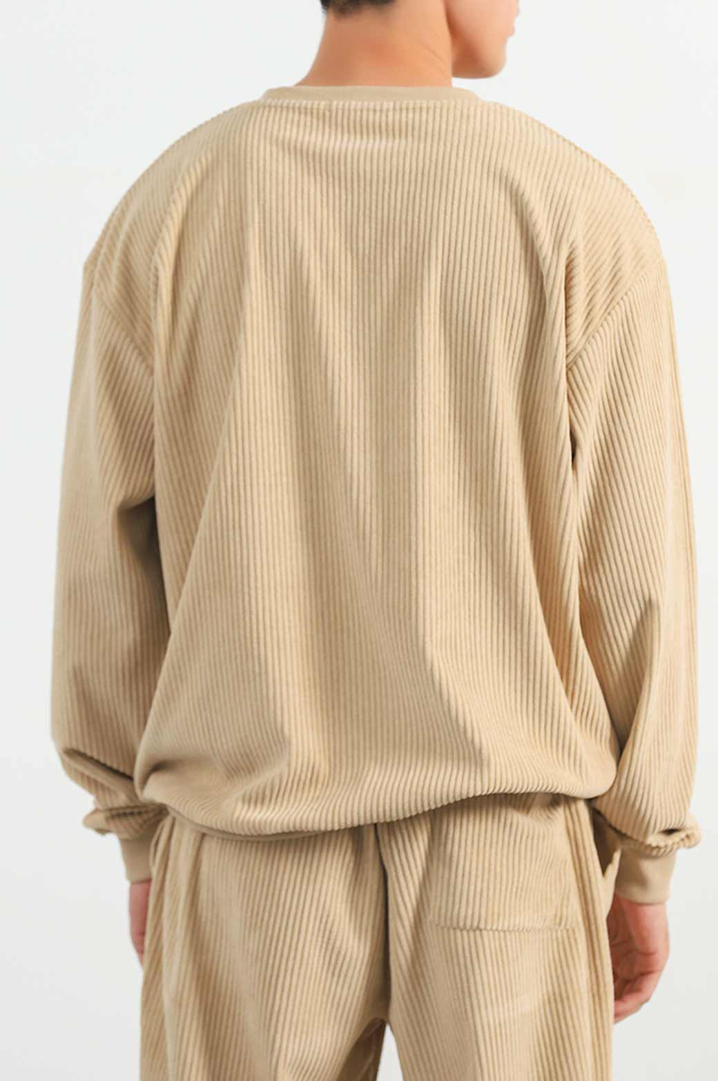 CAMEL RIBBED KNIT SWEATER
