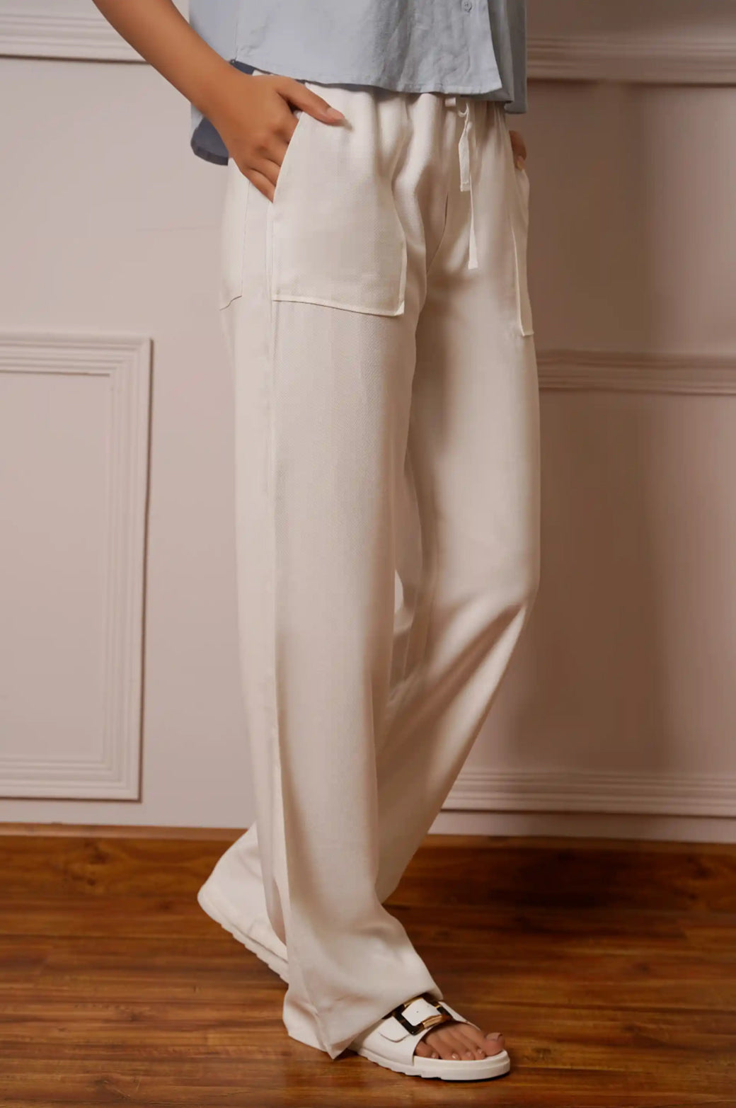 WHITE LONG PANTS