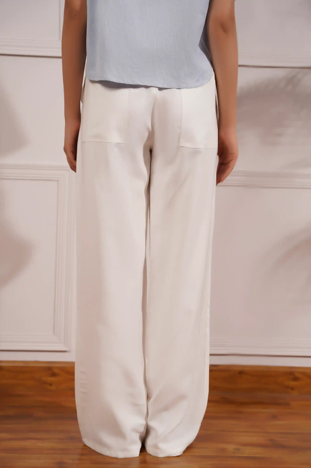 WHITE LONG PANTS