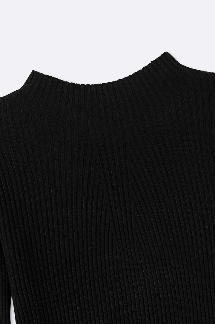 BLACK RIBBED HIGH CREW SWEATER