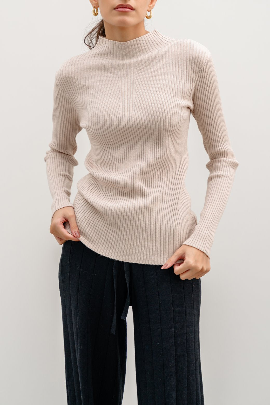 CREAM RIBBED HIGH CREW SWEATER