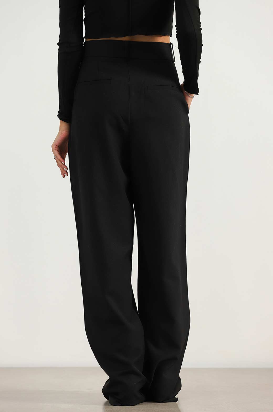 BLACK TAILORED OVERSIZED PANT