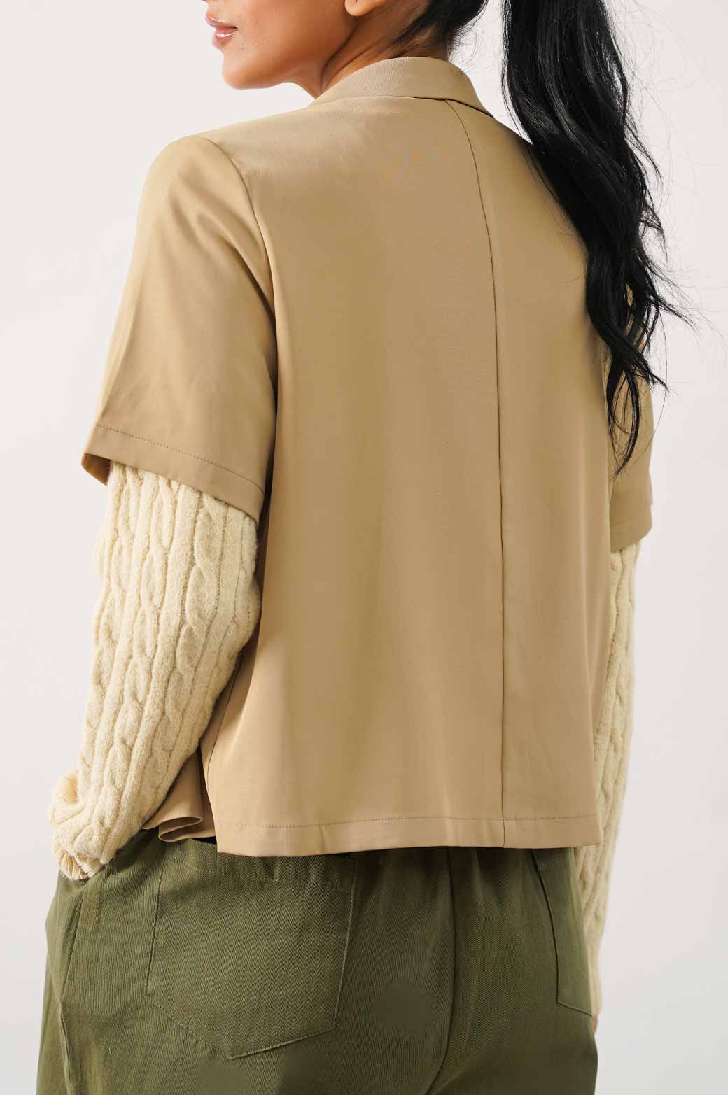 BEIGE CROPPED BLAZER SHIRT
