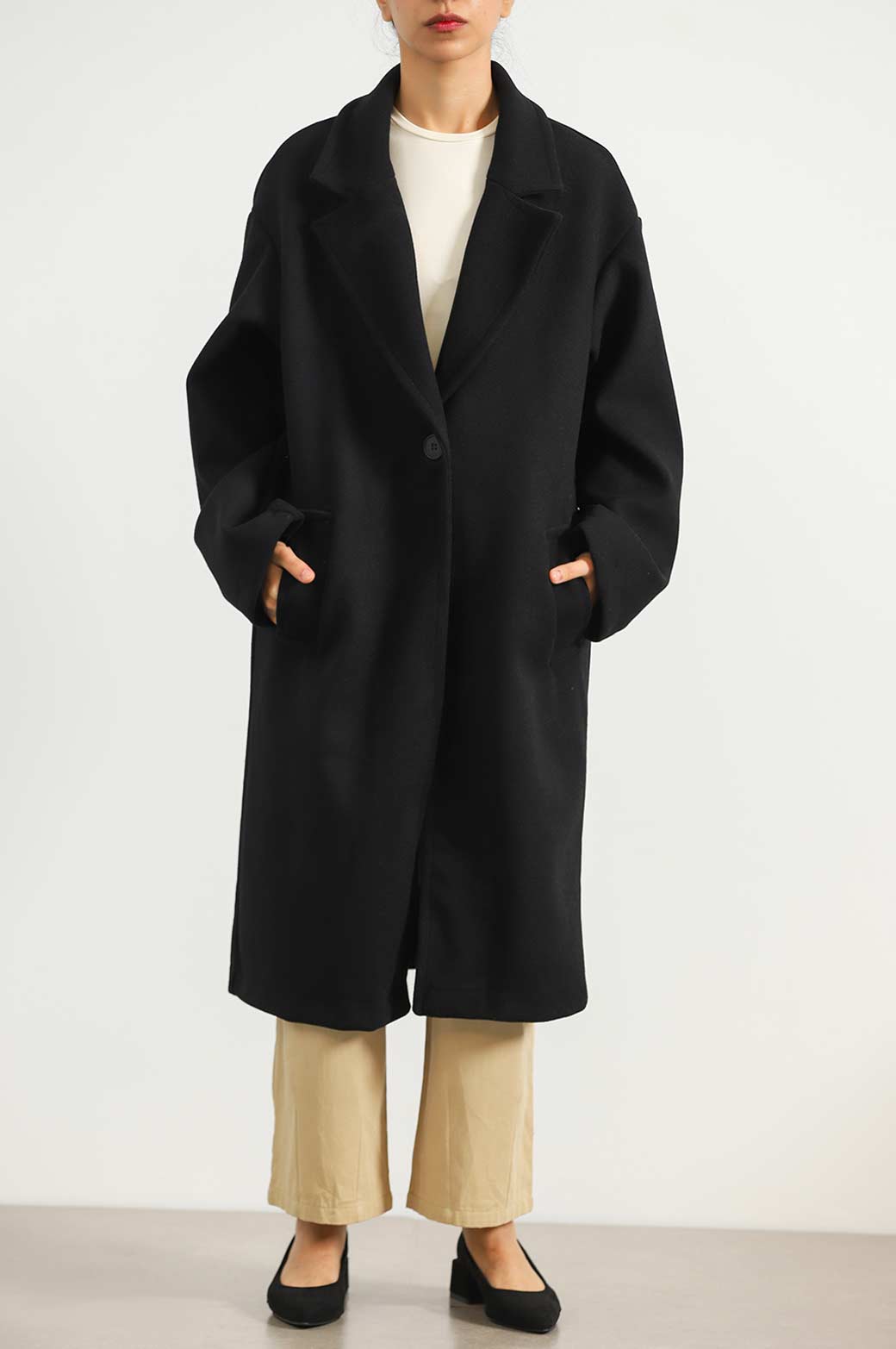 BLACK SINGLE BREASTED LONG COAT