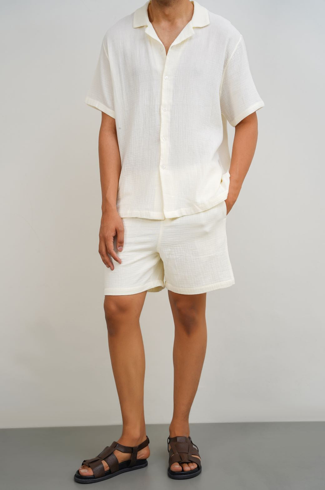 OFF WHITE MUSLIN SHORTS