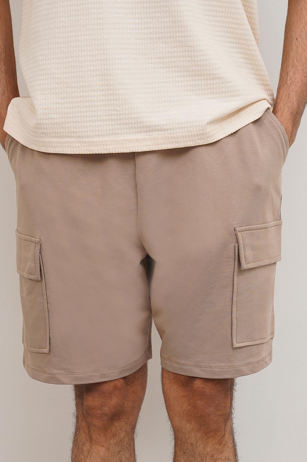 KHAKI CARGO SHORTS