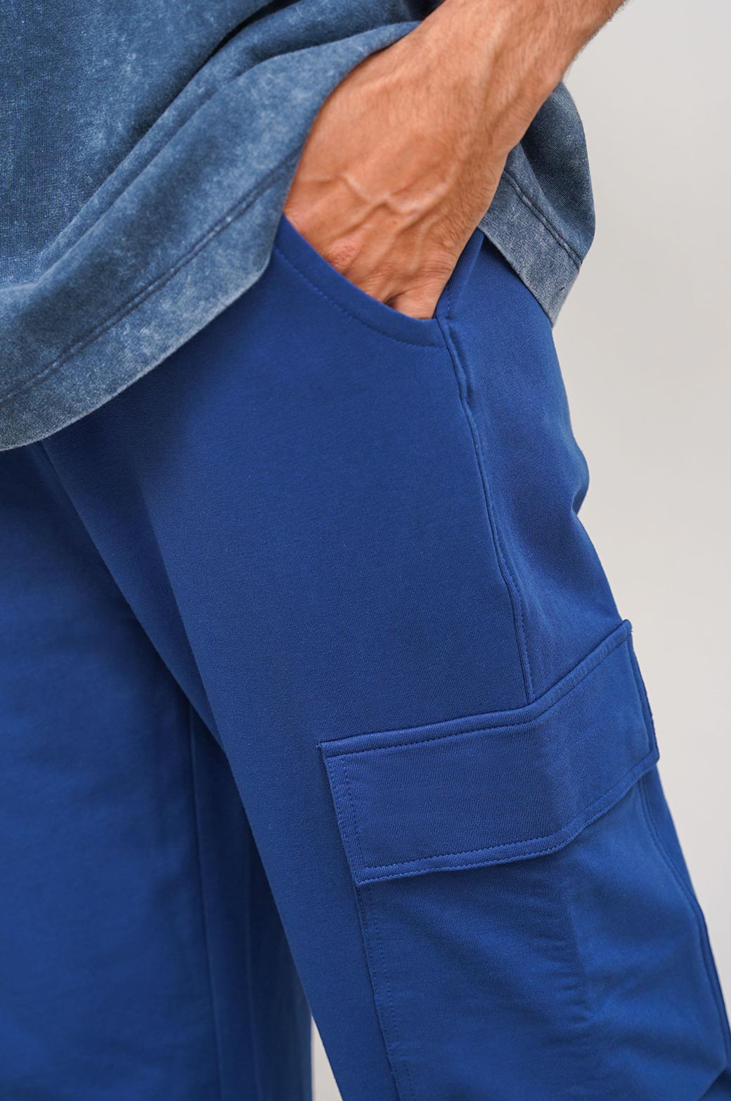NAVY CARGO PANTS