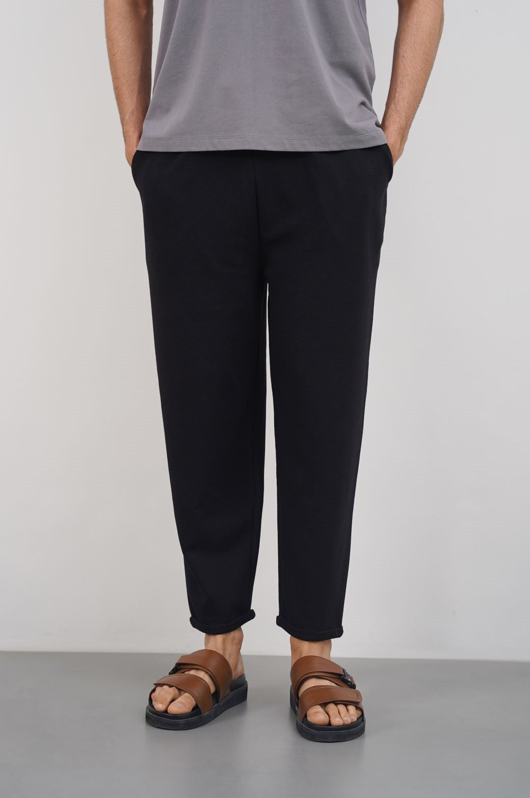 BLACK JACQUARD TURN-UP TROUSER