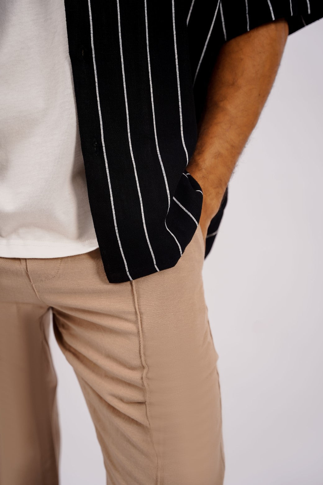 TAUPE LINEN TAPERED PANTS