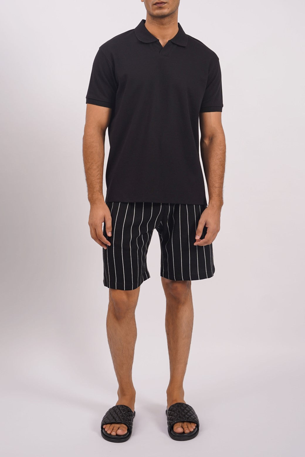 BLACK STRIPPED SHORTS