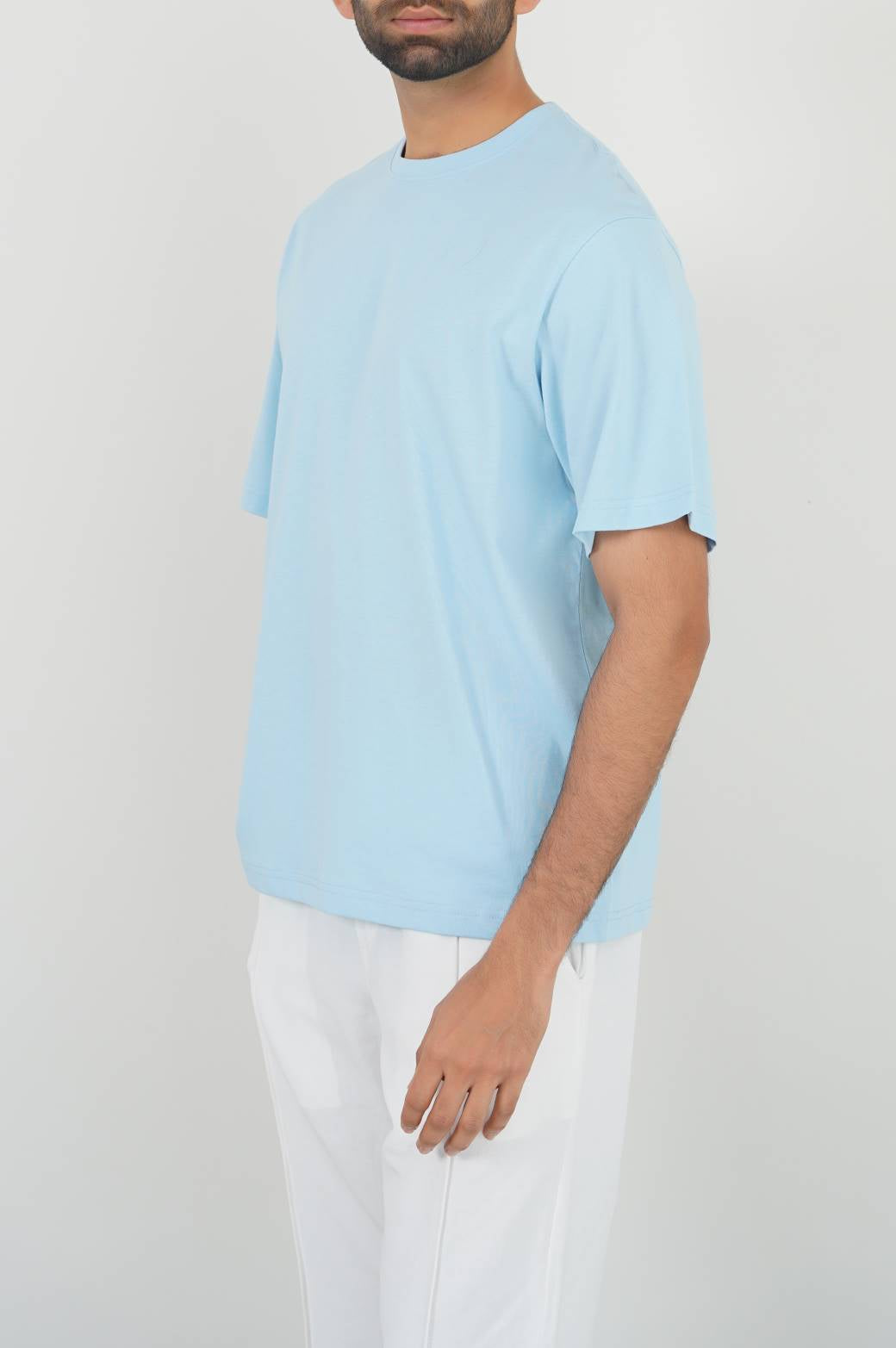 LIGHT BLUE BASIC T SHIRT