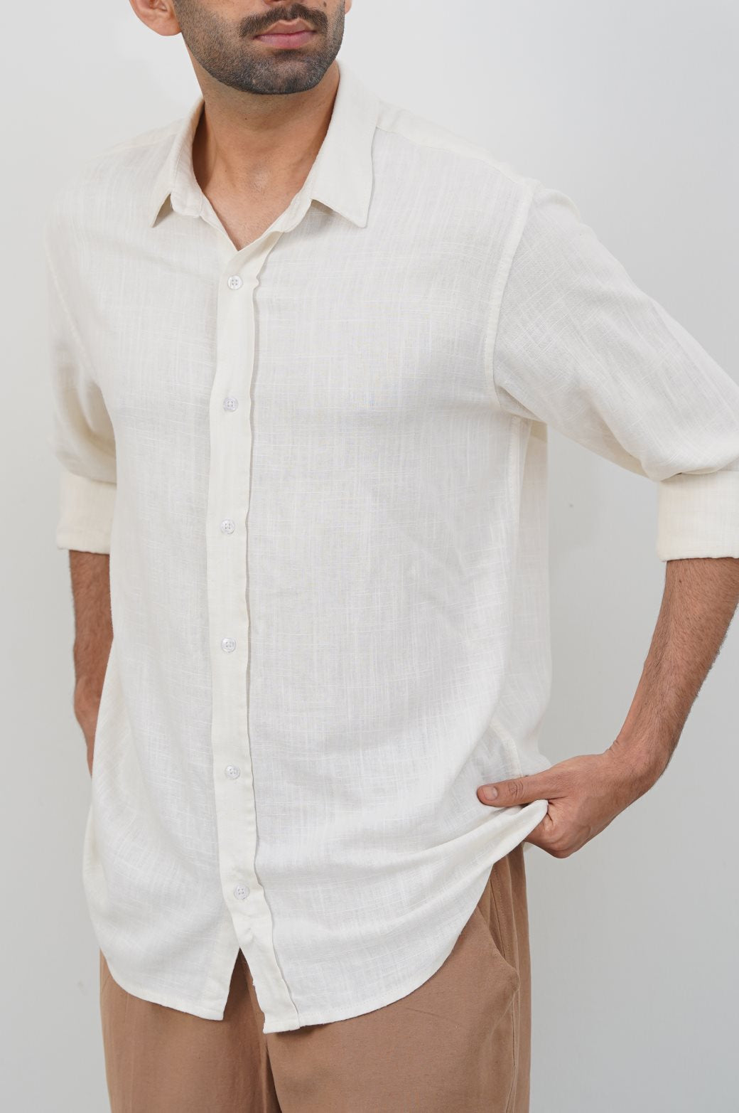 WHITE BASIC BUTTON DOWN SHIRT