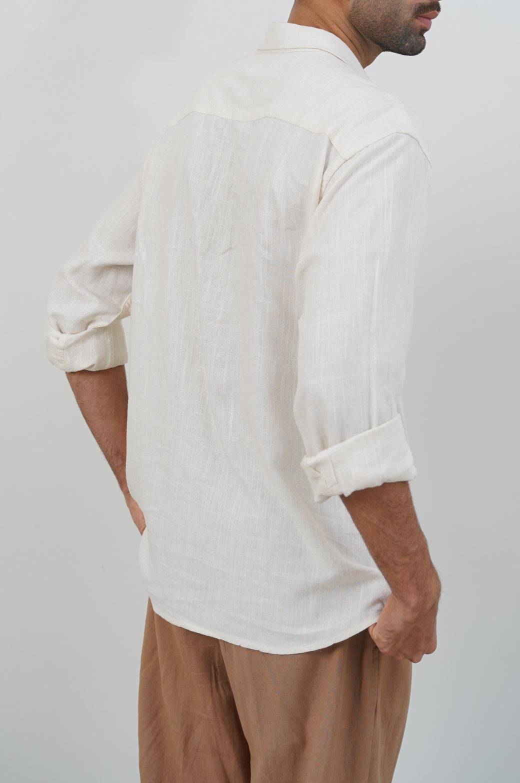 WHITE BASIC BUTTON DOWN SHIRT