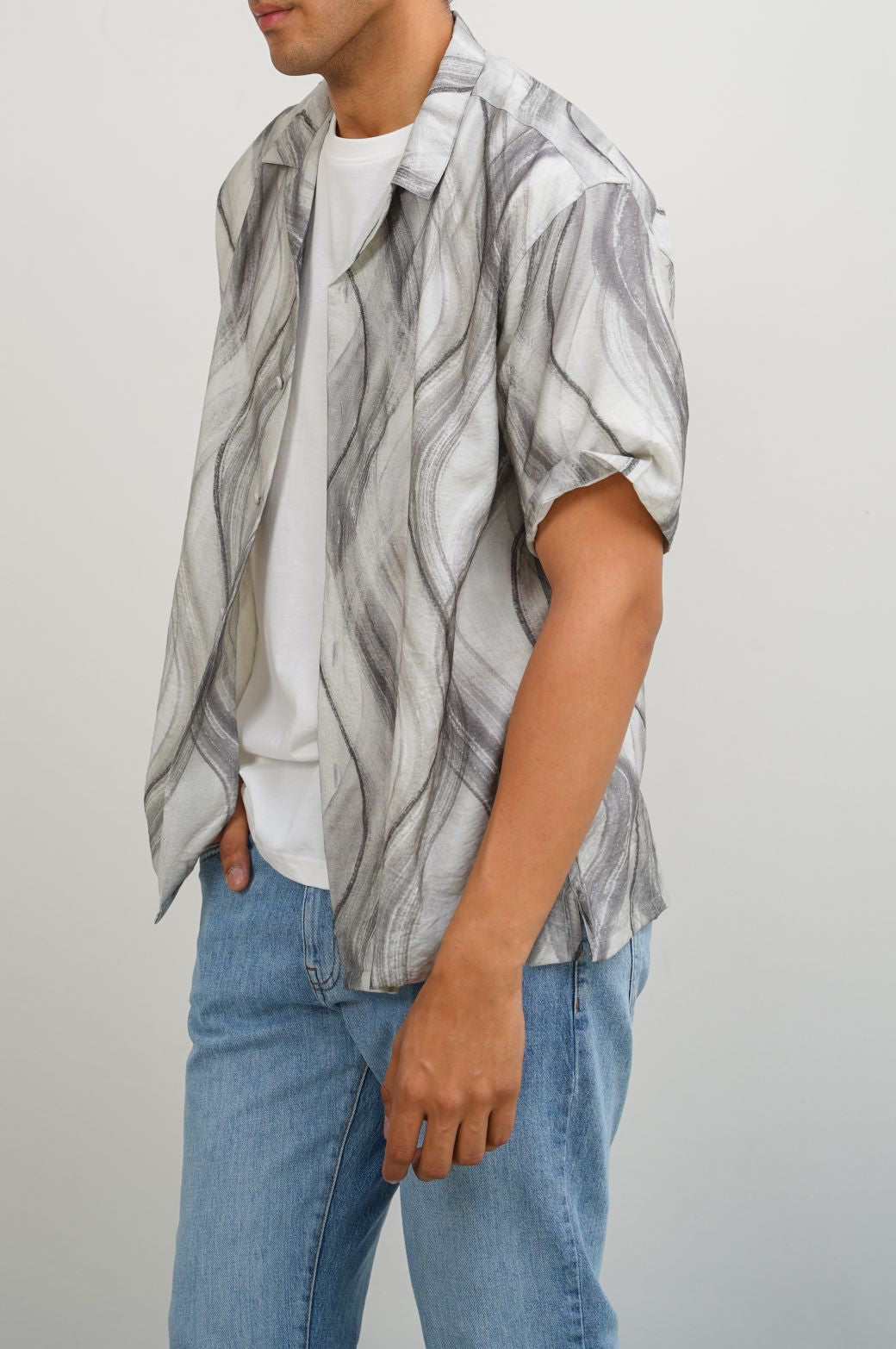 LIGHT GREY VINTAGE PRINTED SHIRT