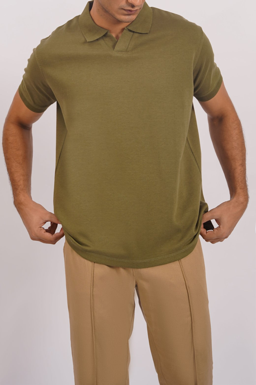 OLIVE JOHNNY COLLAR POLO