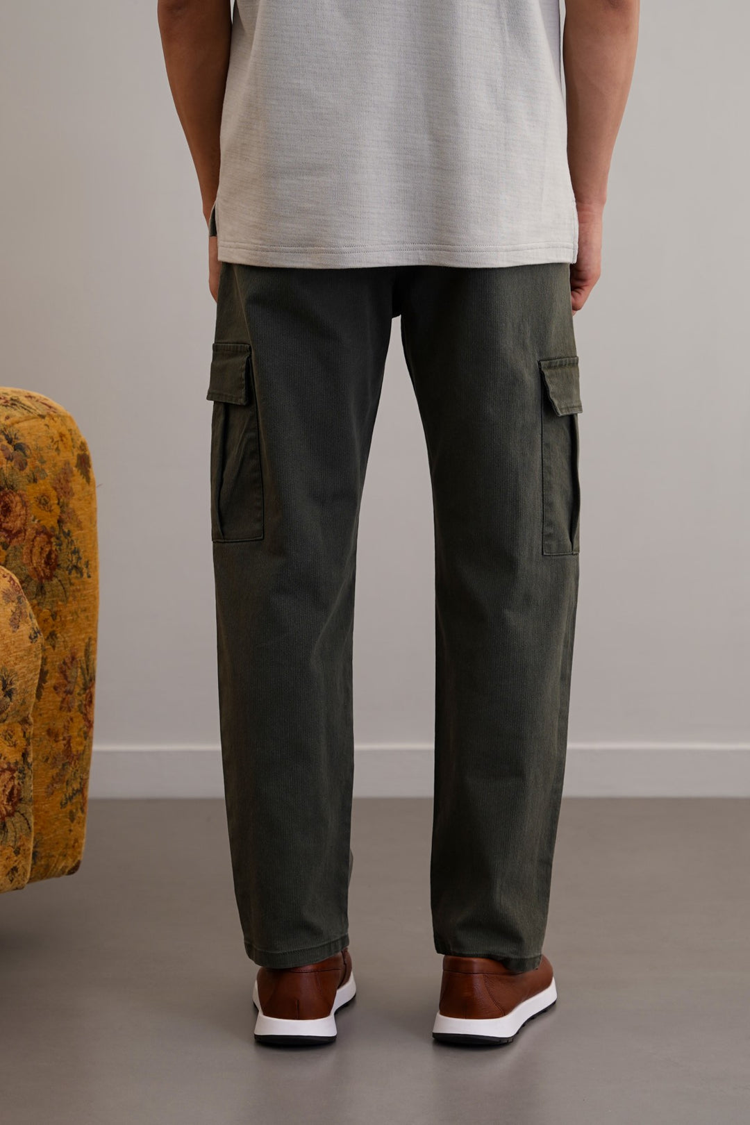 OLIVE EASY TAPERED CARGOS