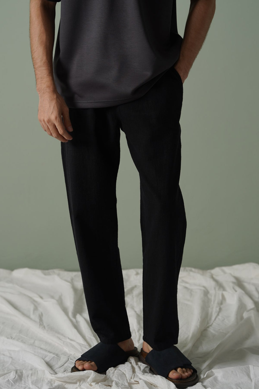 BLACK TEXTURED COTTON TROUSERS