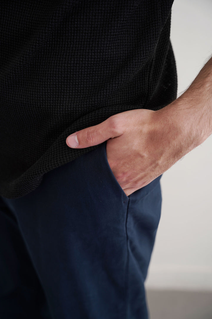 NAVY STRAIGHT FIT CHINOS