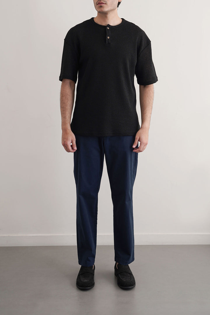 NAVY STRAIGHT FIT CHINOS