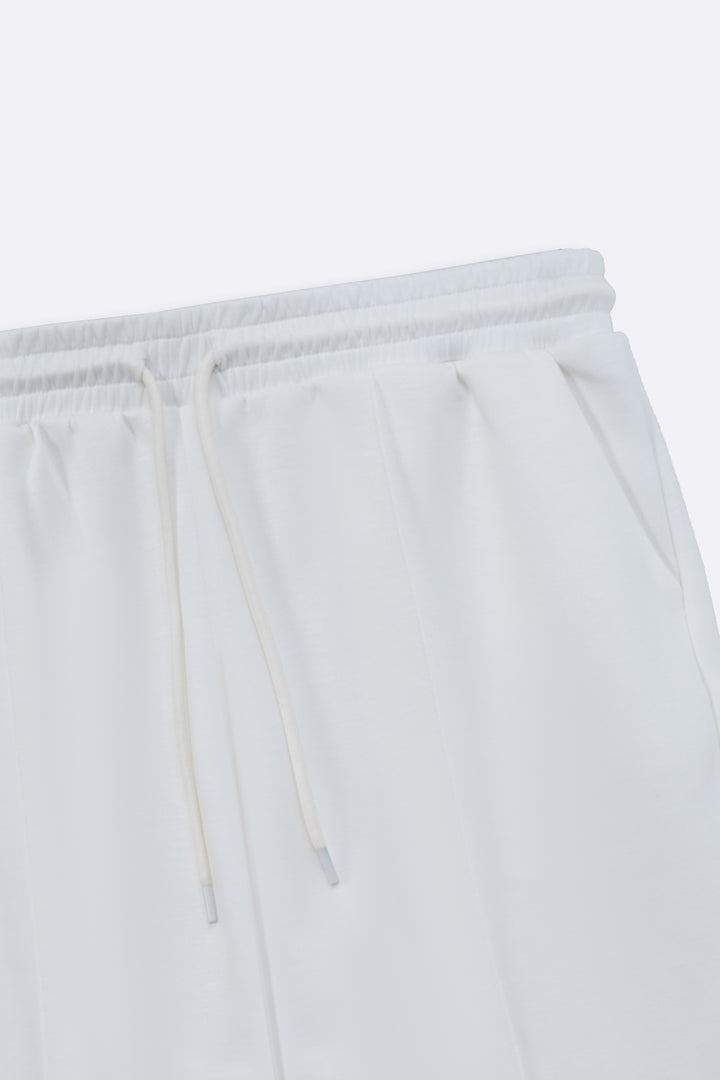 WHITE PLEATED SHORTS