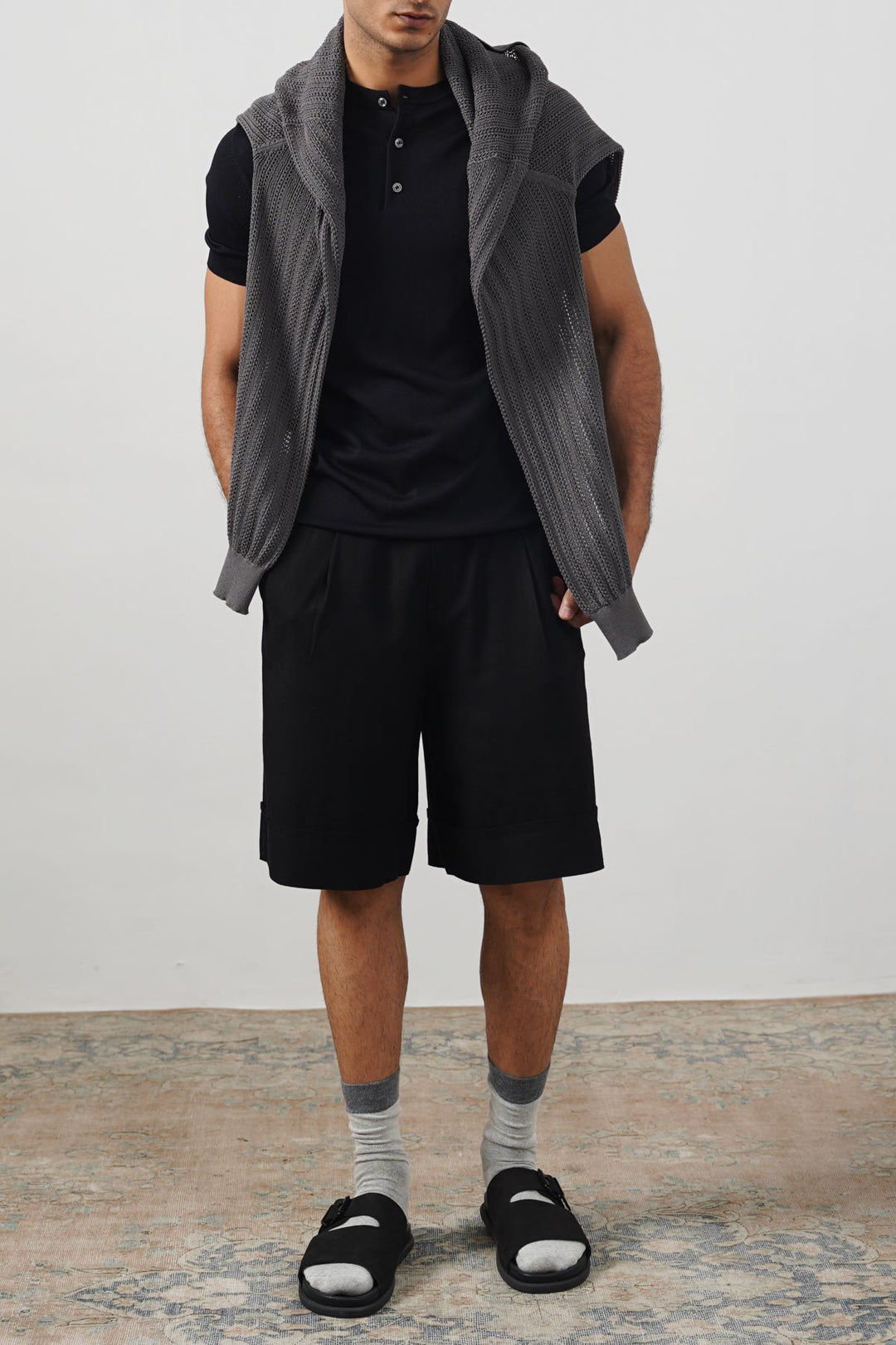 LINEN BLEND SHORTS