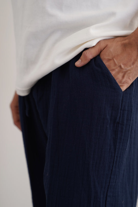NAVY RELAXED MUSLIN TROUSERS