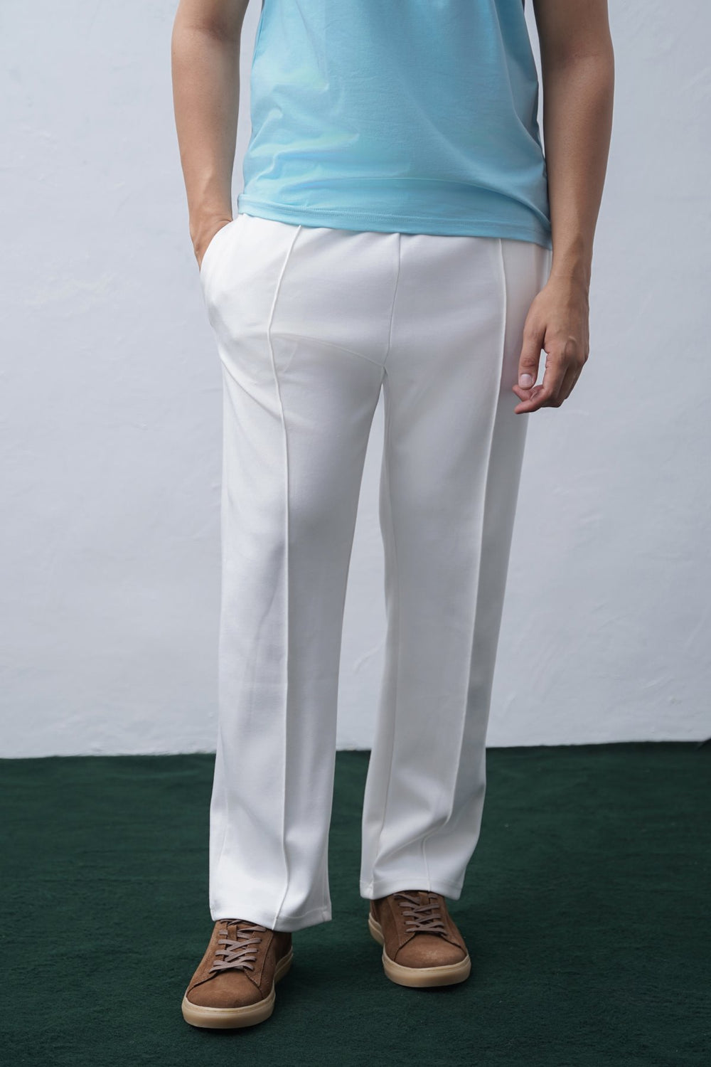 WHITE EASY PLEATED TROUSERS