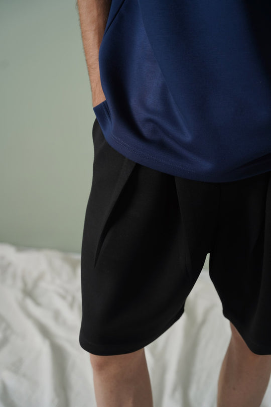 BLACK KNITTED EASY SHORTS