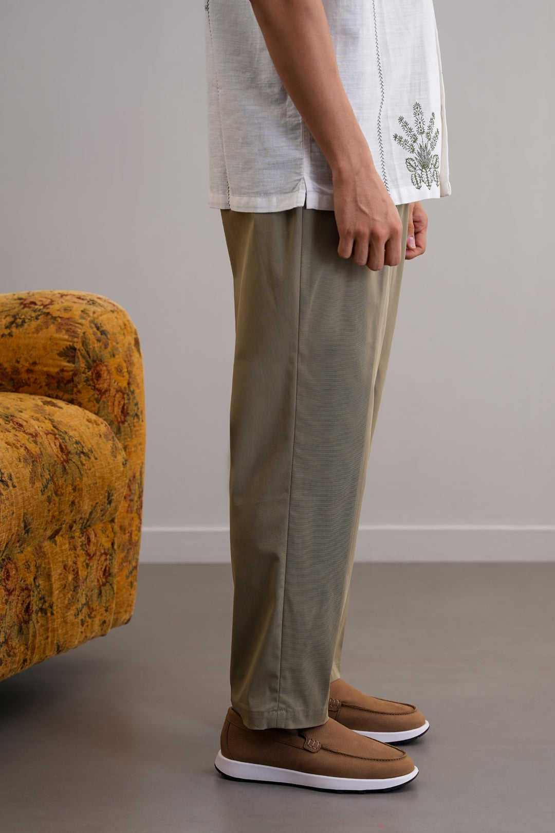 KHAKI LIGHT COTTON PANTS