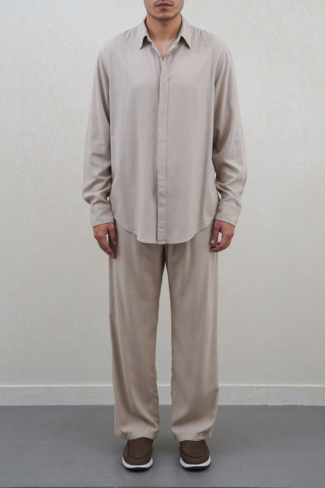 BEIGE RELAXED TROUSERS