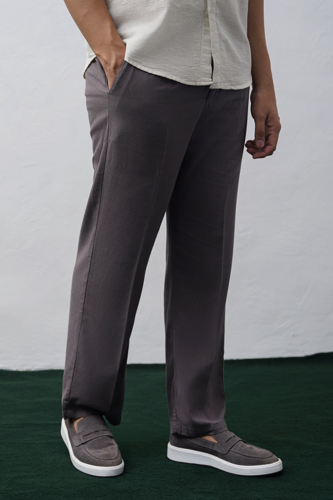 DARK GREY RELAXED TROUSERS