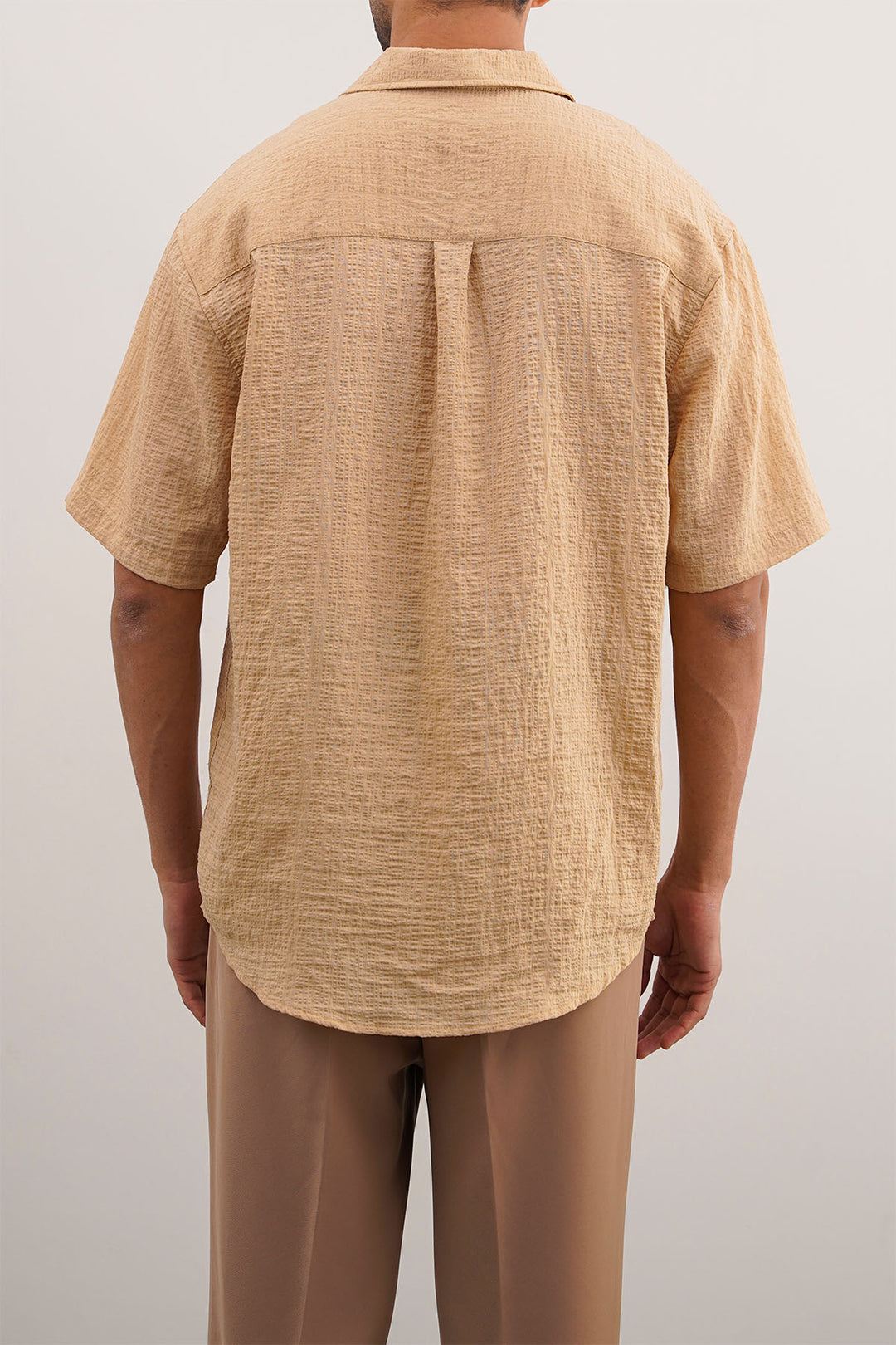 BEIGE SEERSUCKER HALFSLEEVES SHIRT