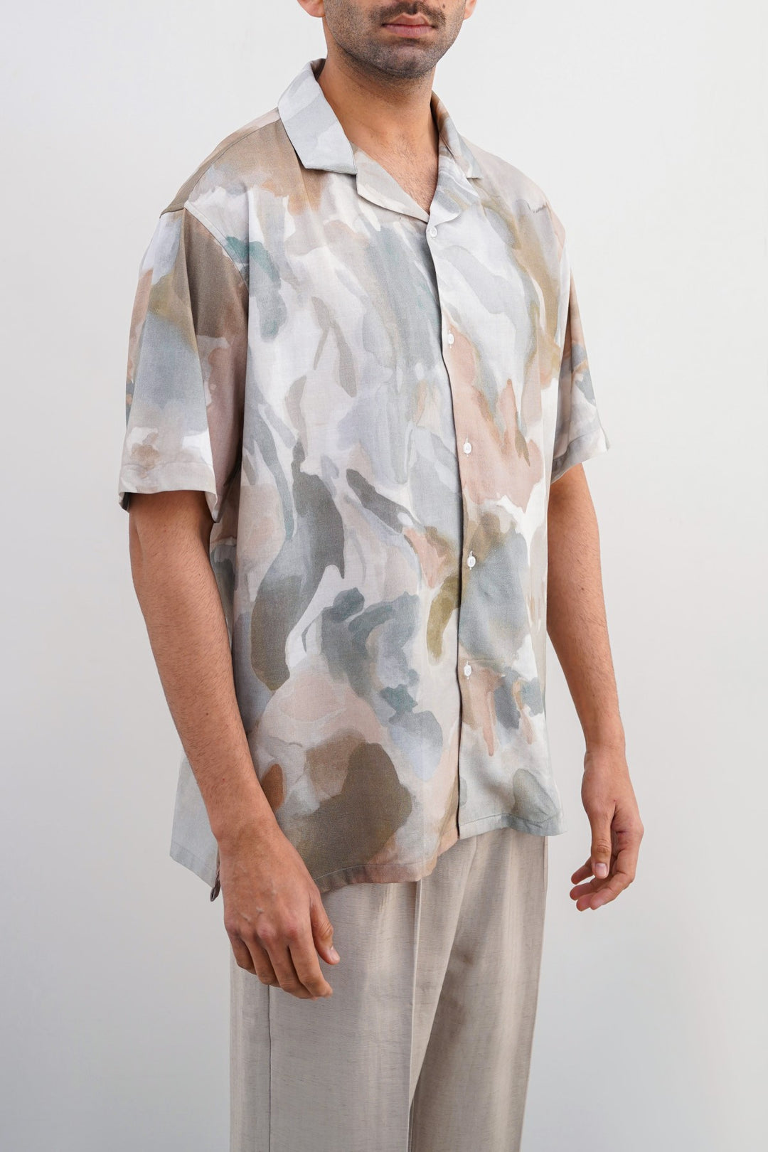GREY WATER COLOR PRINT SAFARI SHIRT