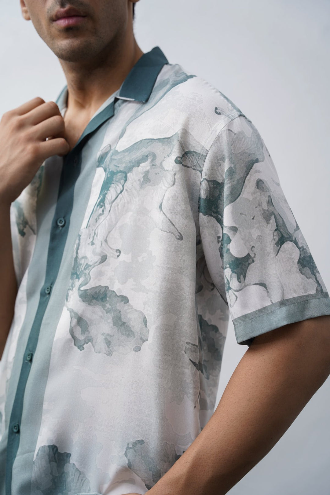 OFF WHITE AQUA FLORA SHIRT